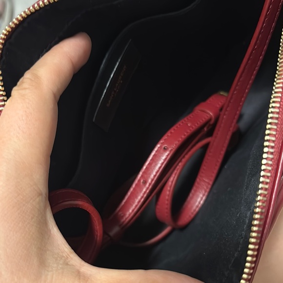 Saint Laurent Red Chevron Quilted Crossbody Bag - Picture 2 of 6